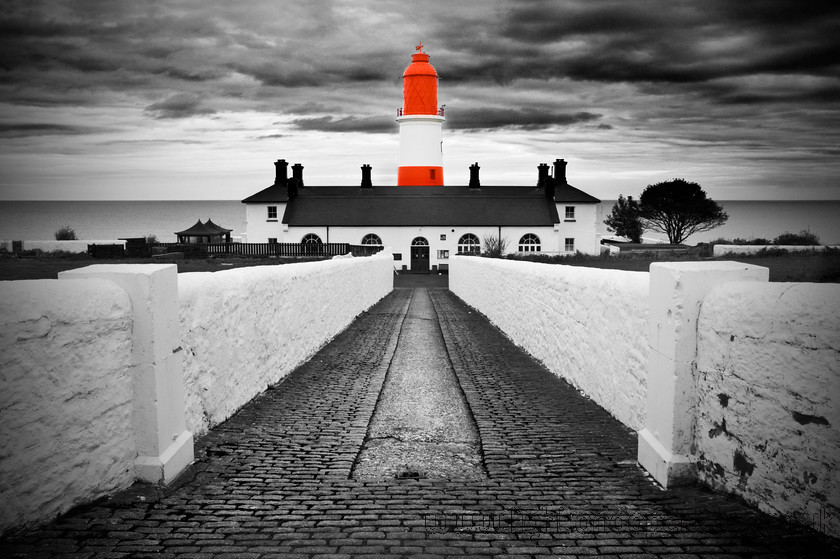 DSC 2020 
 Souter Lighthouse, Whitburn 
 Keywords: Souter Lighthouse, Whitburn, Sunderland, red, white, black, national, trust, sea, coast